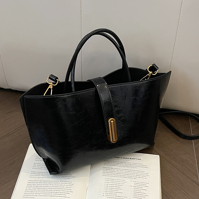 Elegant Everyday Tote
