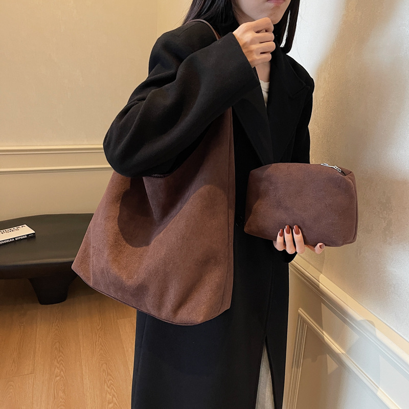 Autumn And Winter Suede Commuter Shoulder Bag